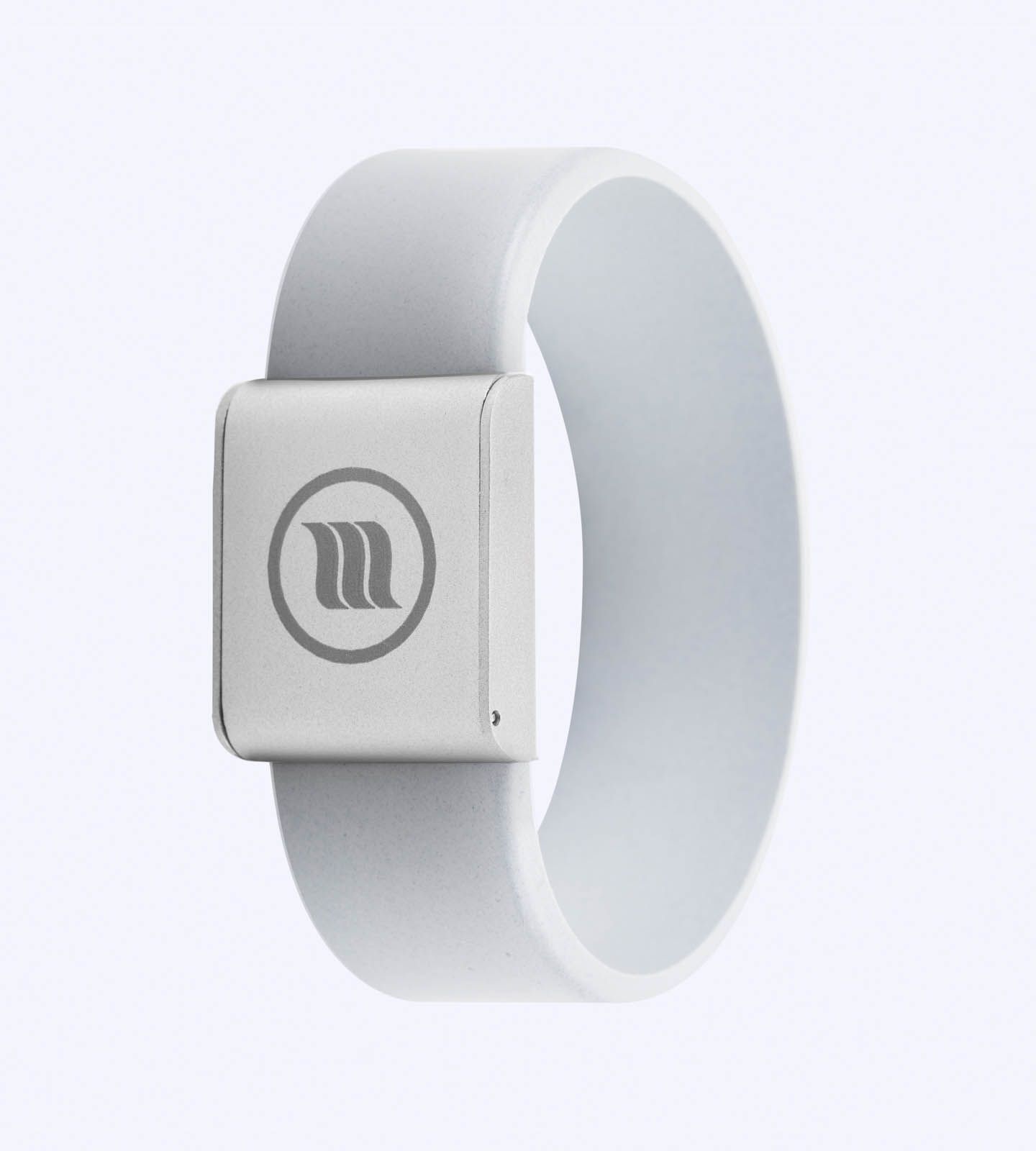 EMF protection on the go is possible by wearing the EMF memonizerBODY. The stylish steel and & silicone bracelet may be trimmed to fit any size. Your Serenity Inc.